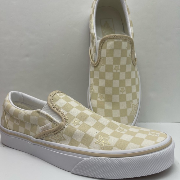 Vans WMNS Classic Slip-On
Checkerboard Stars Tan
VN000CT5JM9 Sneakers - Picture 15 of 16